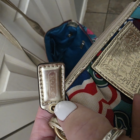 Purse - Picture 8 of 10